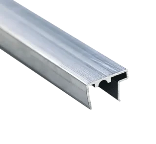U-Profil Mit Tropfkante Aus Pressblankem Aluminium Für 16 Mm Stegplatten, Bietet Effizienten Wasserablauf Und Schutz Der Kanten
